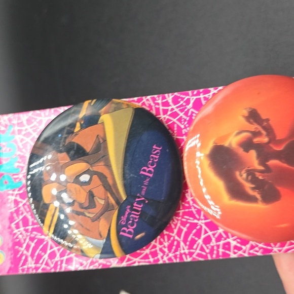 Vintage 1992 Fun Button Collector Packs Beauty and The Beast & Aladdin Buttons - Picture 5 of 11